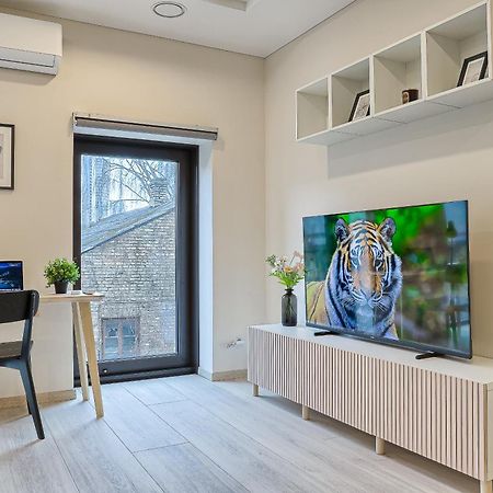 Business-Class Apartments 2 X Free Parking X Self Check In 24X7 VNO Eksteriør billede