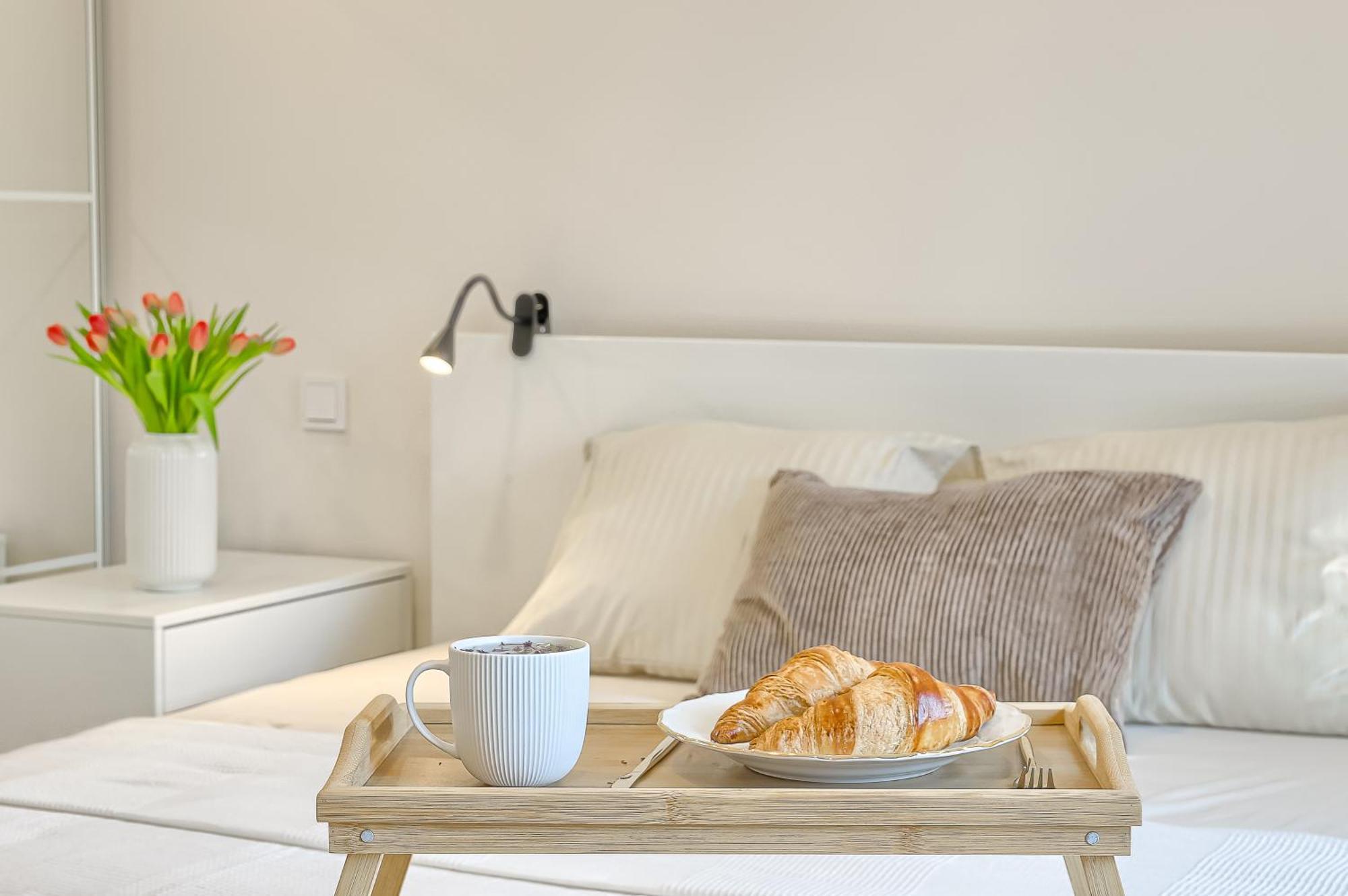 Business-Class Apartments 2 X Free Parking X Self Check In 24X7 VNO Eksteriør billede