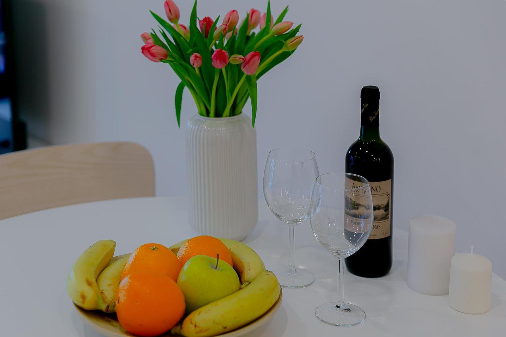 Business-Class Apartments 2 X Free Parking X Self Check In 24X7 VNO Eksteriør billede