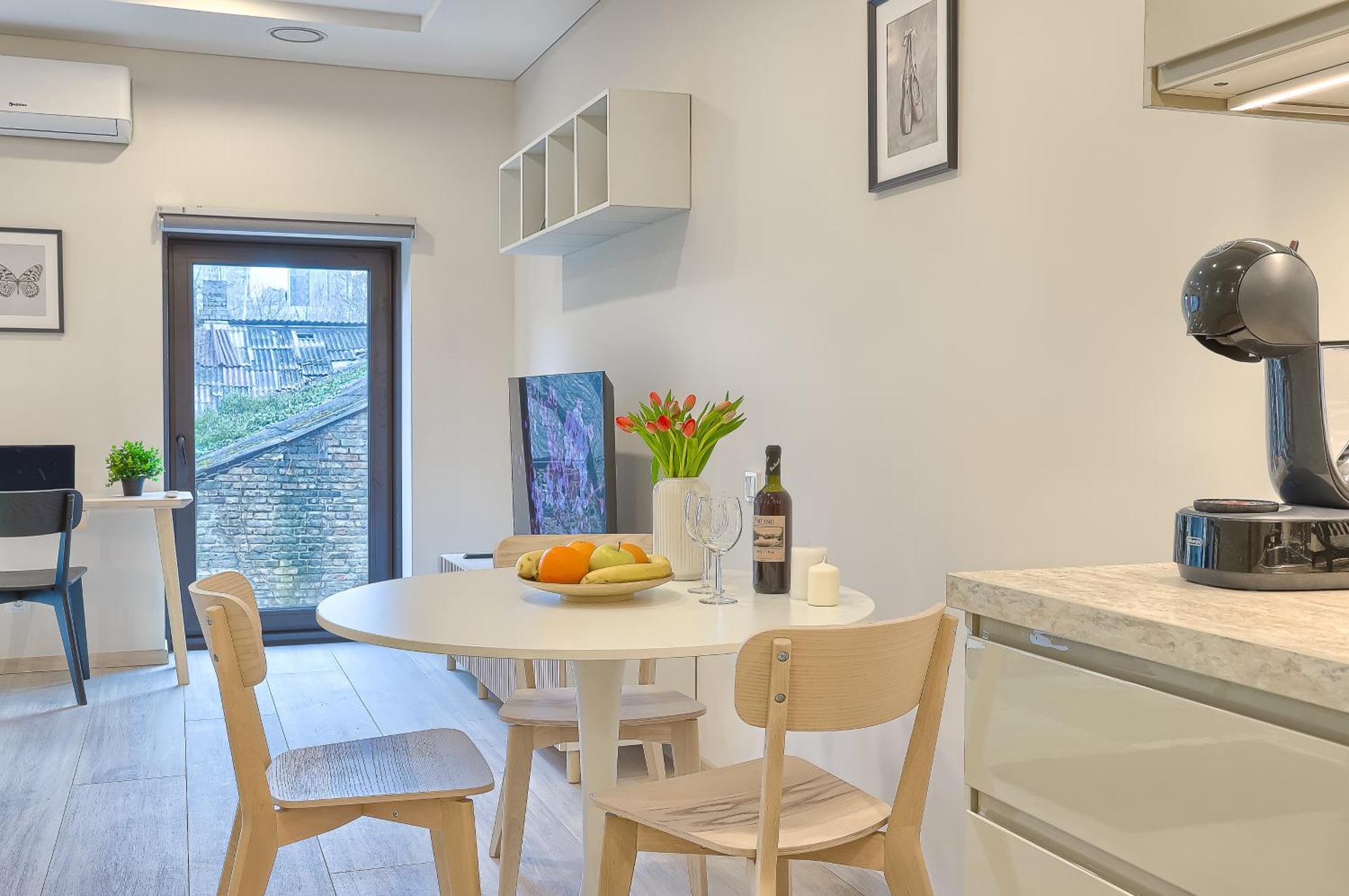 Business-Class Apartments 2 X Free Parking X Self Check In 24X7 VNO Eksteriør billede