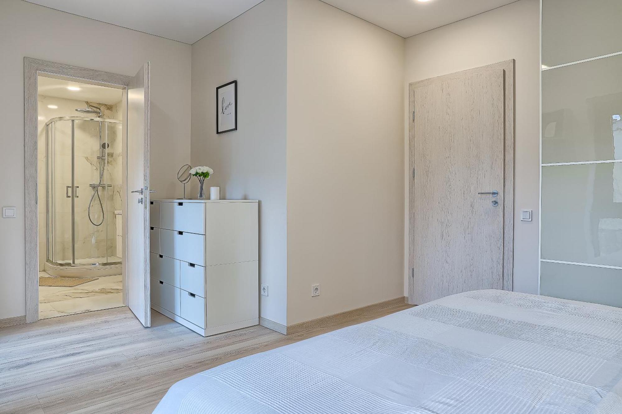 Business-Class Apartments 2 X Free Parking X Self Check In 24X7 VNO Eksteriør billede