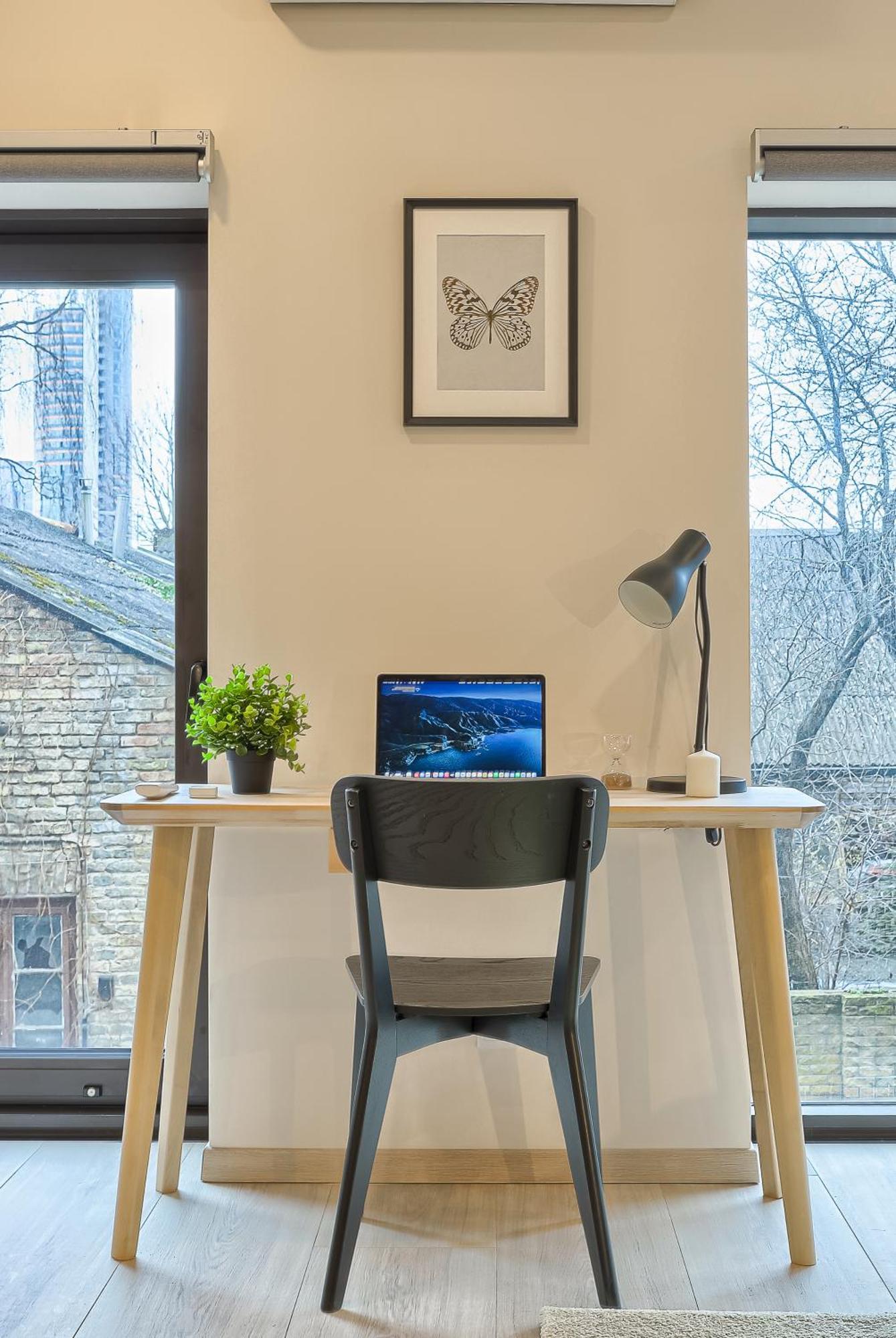 Business-Class Apartments 2 X Free Parking X Self Check In 24X7 VNO Eksteriør billede